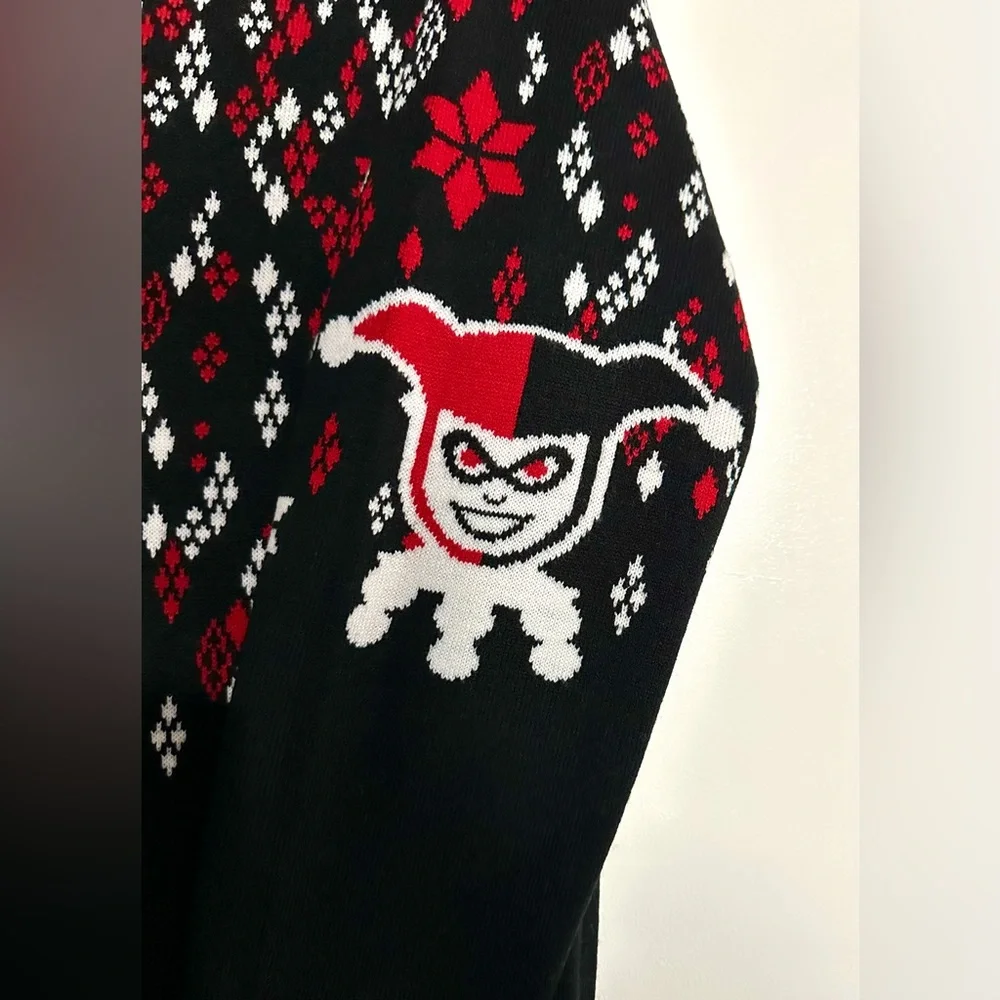 Harley Quinn Sweater NWOT XL - Picture 2 of 7